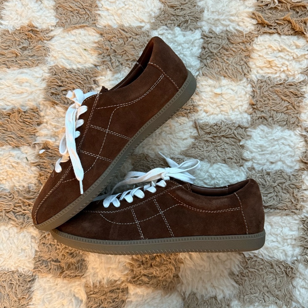 Maguire Brown Suede Simone Sneakers